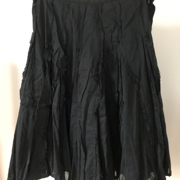 (1) Lucky Brand Summer Wedge. Size 7.5 M. Color: Gun Metal - Picture 4 of 8